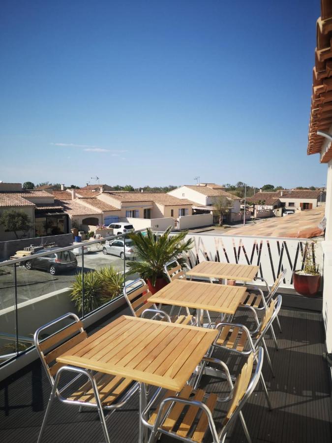 Appartement Au Dessus De La Maison Du Saunier Salin-de-Giraud Exterior foto