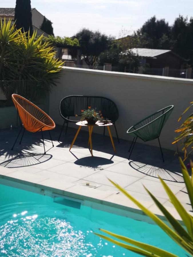 Appartement Au Dessus De La Maison Du Saunier Salin-de-Giraud Exterior foto